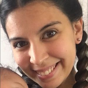 Meet your Posher, Desirae